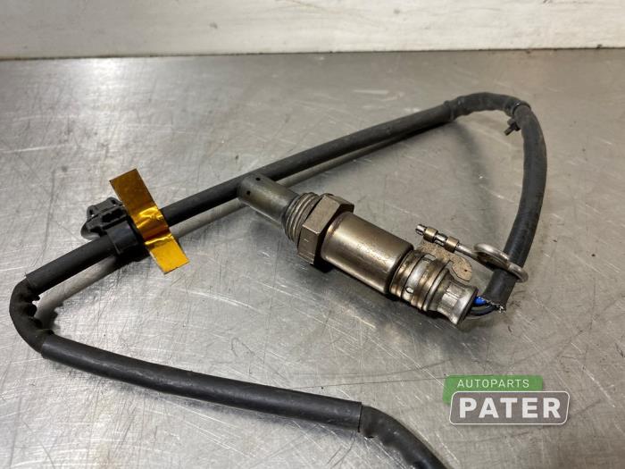 Lambda Sonde van een Toyota Prius (ZVW3) 1.8 16V 2013