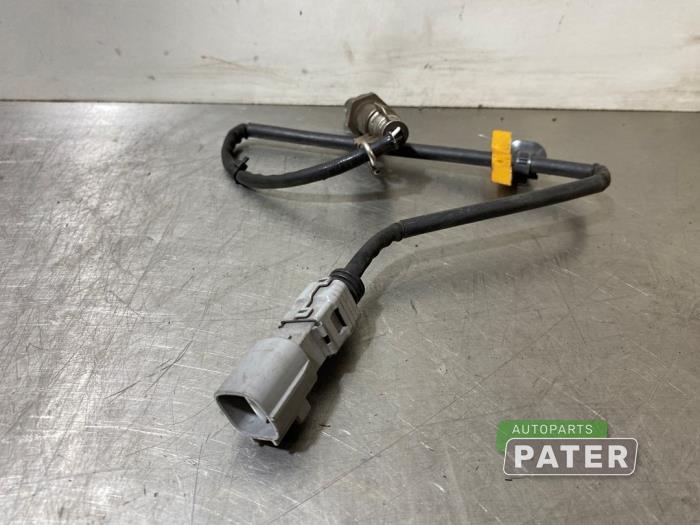 Lambda Sonde van een Toyota Prius (ZVW3) 1.8 16V 2013