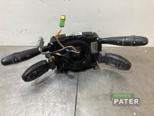Gebruikte Licht + Raw Schakelaar Peugeot 207/207+ (WA/WC/WM) 1.4 HDi Prijs € 42,00 Margeregeling aangeboden door Autoparts Pater