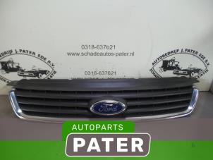 Gebruikte Grille Ford Kuga I 2.0 TDCi 16V 140 4x4 Prijs € 52,50 Margeregeling aangeboden door Autoparts Pater
