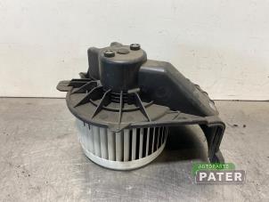 Gebruikte Chaufage Ventilatiemotor Mercedes Citan (415.6) 1.5 109 CDI Prijs € 19,06 Inclusief btw aangeboden door Autoparts Pater