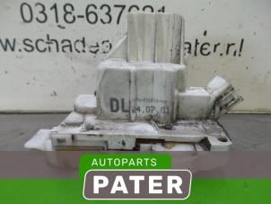 Gebruikte Portierslot Mechaniek 4Deurs rechts-voor Ford Mondeo III 1.8 16V Prijs € 10,50 Margeregeling aangeboden door Autoparts Pater