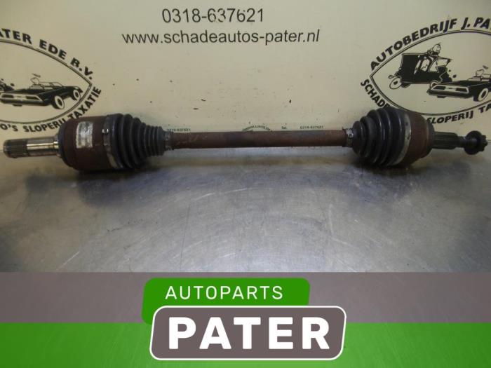 Gebruikte Steekas links-achter Jeep Grand Cherokee (WK/WK2) 3.0 CRD V6 24V Prijs € 99,75 Margeregeling aangeboden door Autoparts Pater