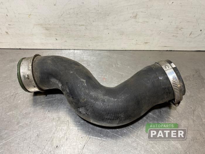 Gebruikte Intercooler Slang Volkswagen Golf VI (5K1) 2.0 GTI 16V Prijs € 10,50 Margeregeling aangeboden door Autoparts Pater