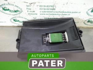 Gebruikte Kachel Weerstand Volkswagen Golf IV (1J1) 1.6 16V Prijs € 21,00 Margeregeling aangeboden door Autoparts Pater