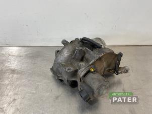 Gebruikte Gasklephuis Toyota HiAce II 2.5 D4-D 100 4x4 Kat. Prijs € 36,75 Margeregeling aangeboden door Autoparts Pater