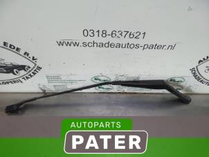 Gebruikte Ruitenwisserarm voor Peugeot 508 SW (8E/8U) 1.6 THP 16V Prijs € 15,75 Margeregeling aangeboden door Autoparts Pater
