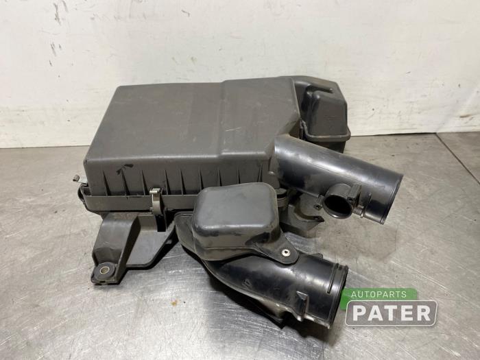 Gebruikte Luchtfilterhuis Mitsubishi Outlander (GF/GG) 2.0 16V PHEV 4x4 Prijs € 26,25 Margeregeling aangeboden door Autoparts Pater