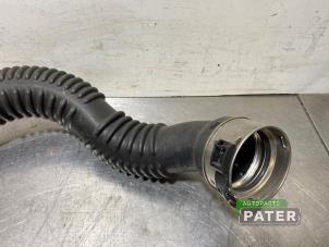 Gebruikte Intercooler Buis Mercedes A (W176) 1.6 A-180 16V Prijs € 21,00 Margeregeling aangeboden door Autoparts Pater