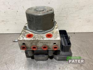 Gebruikte ABS Pomp Mercedes A (W176) 1.6 A-180 16V Prijs € 63,00 Margeregeling aangeboden door Autoparts Pater