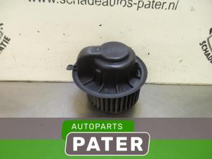 Gebruikte Kachel Ventilatiemotor Volkswagen Transporter T5 2.0 TDI DRF Prijs € 25,41 Inclusief btw aangeboden door Autoparts Pater