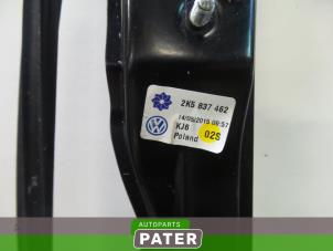 Gebruikte Ruitmechaniek 2Deurs rechts-voor Volkswagen Caddy IV 2.0 TDI 102 Prijs € 63,53 Inclusief btw aangeboden door Autoparts Pater