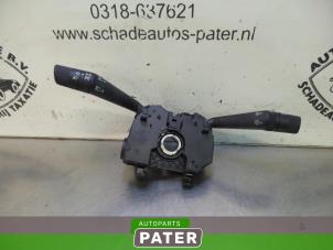 Gebruikte Licht + Raw Schakelaar Opel Combo Mk.III (D) 1.3 CDTI 16V Prijs € 36,75 Margeregeling aangeboden door Autoparts Pater