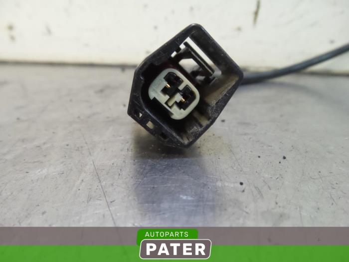 Pingelsensor van een Ford Fiesta 6 (JA8) 1.6 16V Sport 2010