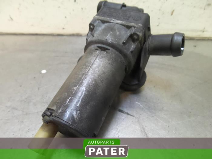 Luftfilter für BMW 1-er E81 E82 E87 E88 3-er E90 E92 E93 E91 X1 E84