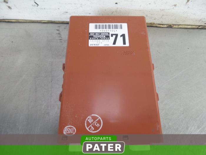 Gebruikte Computer Diversen Toyota Prius Plus (ZVW4) 1.8 Hybrid 16V Prijs € 26,25 Margeregeling aangeboden door Autoparts Pater