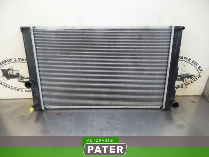Gebruikte Radiateur Toyota Prius Plus (ZVW4) 1.8 Hybrid 16V Prijs € 105,00 Margeregeling aangeboden door Autoparts Pater
