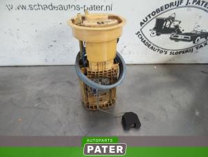 Gebruikte Opvoerpomp Volkswagen Transporter T5 2.5 TDi 4Motion Prijs € 31,76 Inclusief btw aangeboden door Autoparts Pater