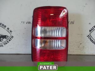 Gebruikte Achterlicht links Volkswagen Caddy III (2KA,2KH,2CA,2CH) 1.6 TDI 16V Prijs € 25,41 Inclusief btw aangeboden door Autoparts Pater