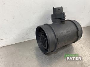 Gebruikte Luchtmassameter Opel Vectra C 2.2 DTI 16V Prijs € 10,50 Margeregeling aangeboden door Autoparts Pater