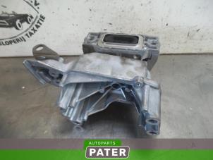Gebruikte Motorsteun Volkswagen Golf VI (5K1) 1.4 16V Prijs € 42,00 Margeregeling aangeboden door Autoparts Pater