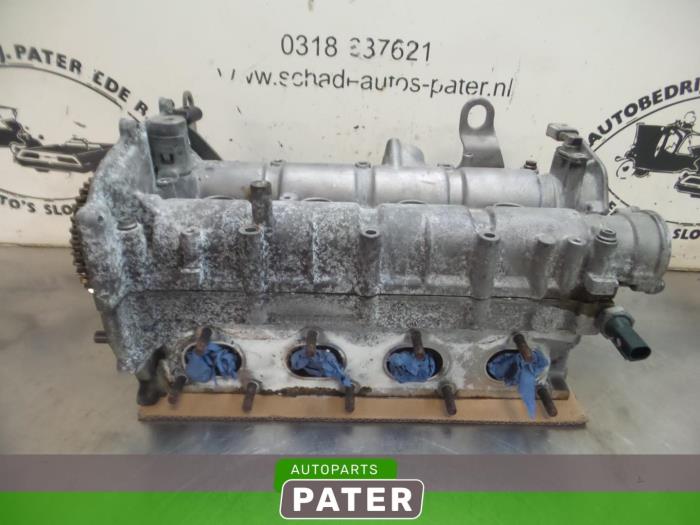 Gebruikte Cilinderkop Volkswagen Polo IV (9N1/2/3) 1.6 16V Prijs € 210,00 Margeregeling aangeboden door Autoparts Pater
