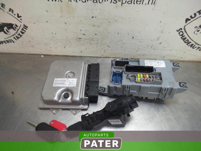 Gebruikte Kontaktslot + computer Fiat Panda (312) 0.9 TwinAir Turbo 80 Prijs € 262,50 Margeregeling aangeboden door Autoparts Pater