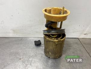 Gebruikte Opvoerpomp Volkswagen Transporter T5 2.5 TDi 4Motion Prijs € 42,00 Margeregeling aangeboden door Autoparts Pater