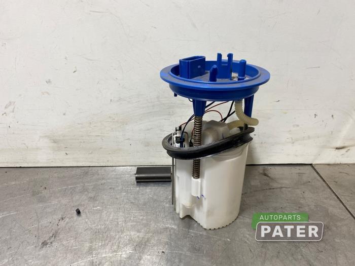 Gebruikte Benzinepomp Skoda Fabia III Combi (NJ5) 1.2 TSI 16V Greentech Prijs € 26,25 Margeregeling aangeboden door Autoparts Pater