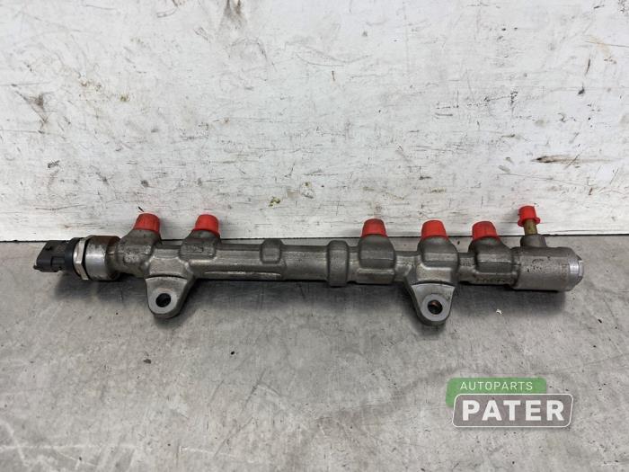 Gebruikte Injector brug Fiat Punto Evo (199) 1.3 JTD Multijet 85 16V Prijs € 21,00 Margeregeling aangeboden door Autoparts Pater