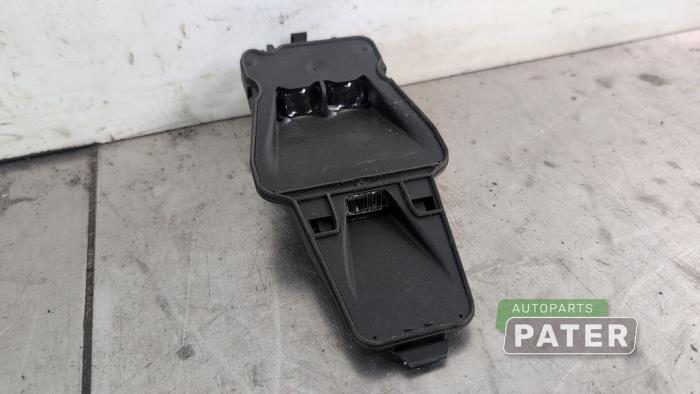 Gebruikte Remassistent sensor Seat Mii 1.0 12V Prijs € 21,00 Margeregeling aangeboden door Autoparts Pater