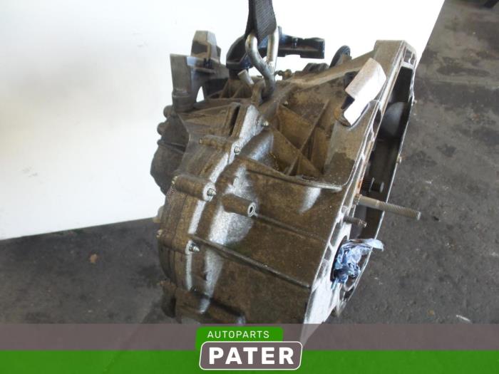 Gebruikte Versnellingsbak Renault Megane III Berline (BZ) 1.5 dCi 110 Prijs € 367,50 Margeregeling aangeboden door Autoparts Pater