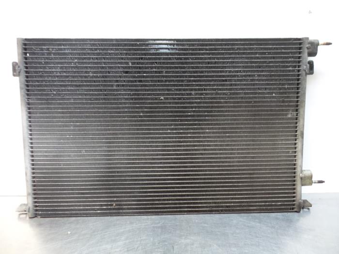 Gebruikte Airco Condensor Opel Vectra C GTS 2.2 DTI 16V Prijs € 50,00 Margeregeling aangeboden door Autodemontagebedrijf Otte