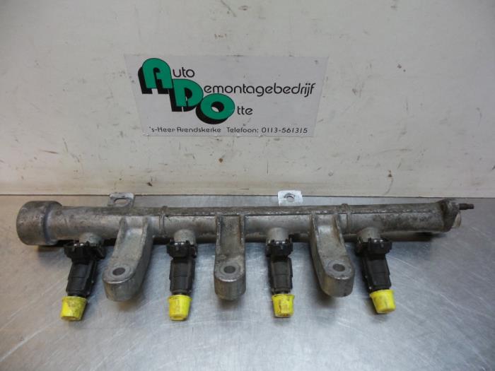 Gebruikte Galerij (Injectie) Hyundai Accent 1.5i 12V Prijs € 60,00 Margeregeling aangeboden door Autodemontagebedrijf Otte