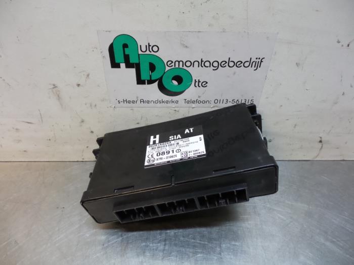 Gebruikte Computer Body Control Subaru Legacy Touring Wagon (BP) 2.5 16V Prijs € 100,00 Margeregeling aangeboden door Autodemontagebedrijf Otte