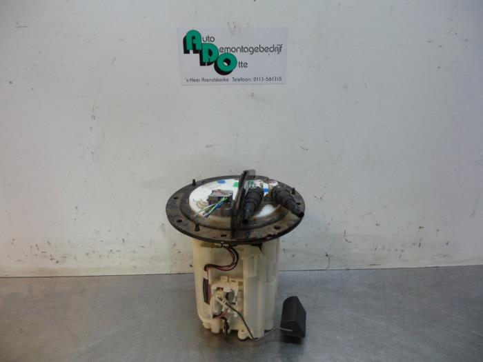 Gebruikte Tank element Pomp Subaru Legacy Touring Wagon (BP) 2.5 16V Prijs € 25,00 Margeregeling aangeboden door Autodemontagebedrijf Otte