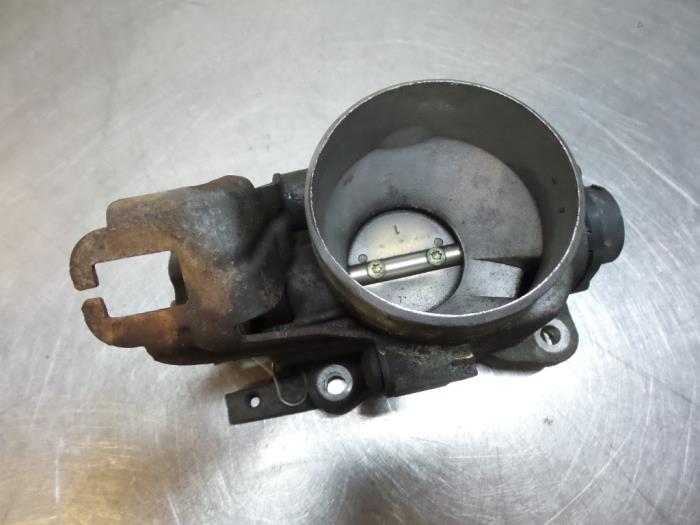 Gebruikte Gasklephuis Ford Ka I 1.3i Prijs € 30,00 Margeregeling aangeboden door Autodemontagebedrijf Otte