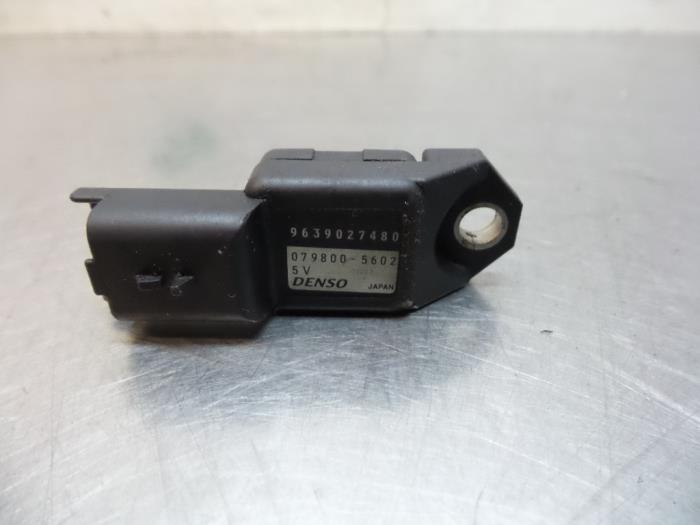 Gebruikte Sensor map (inlaatspruitstuk) Volvo S40 (MS) 1.6 D 16V Prijs € 25,00 Margeregeling aangeboden door Autodemontagebedrijf Otte
