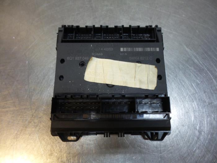 Computer Body Control van een Seat Ibiza III (6L1) 1.9 TDI 100 2004