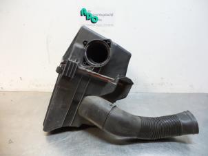 Gebruikte Luchtfilterhuis Seat Ibiza III (6L1) 1.9 TDI 100 Prijs € 20,00 Margeregeling aangeboden door Autodemontagebedrijf Otte