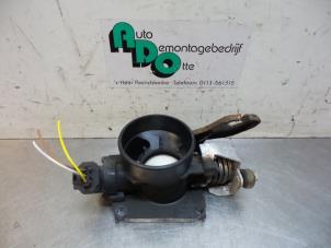 Gebruikte Gasklephuis Ford Focus 1 Wagon 1.6 16V Prijs € 25,00 Margeregeling aangeboden door Autodemontagebedrijf Otte