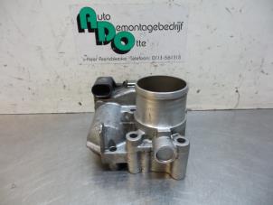 Gebruikte Gasklephuis Renault Trafic New (FL) 2.0 dCi 16V 90 Prijs € 50,00 Margeregeling aangeboden door Autodemontagebedrijf Otte