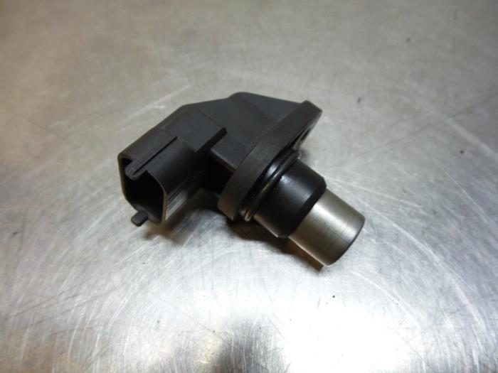 Gebruikte Nokkenas Sensor Jeep Cherokee/Liberty (KJ) 2.5 CRD 16V Prijs € 30,00 Margeregeling aangeboden door Autodemontagebedrijf Otte