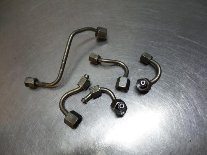 Gebruikte Brandstofleiding Fiat Doblo Cargo (263) 1.3 MJ 16V DPF Euro 5 Prijs € 50,00 Margeregeling aangeboden door Autodemontagebedrijf Otte