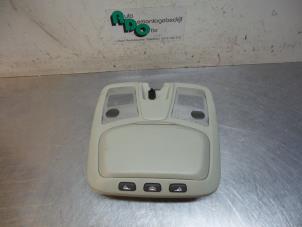 Gebruikte Binnenverlichting voor Volvo V70 (SW) 2.4 D5 20V Prijs € 40,00 Margeregeling aangeboden door Autodemontagebedrijf Otte