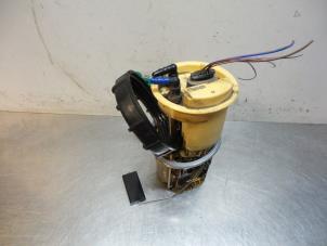 Gebruikte Opvoerpomp Volkswagen Caddy III (2KA,2KH,2CA,2CH) 2.0 SDI Prijs € 50,00 Margeregeling aangeboden door Autodemontagebedrijf Otte