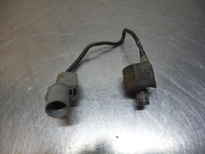 Gebruikte Klopsensor Suzuki Swift (ZA/ZC/ZD1/2/3/9) 1.3 VVT 16V Prijs € 20,00 Margeregeling aangeboden door Autodemontagebedrijf Otte