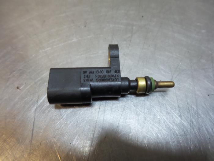 Używane Motor Temperatuursensor Volkswagen Polo VI (AW1) 1.0 TSI 12V Cena € 15,00 Procedura marży oferowane przez Autodemontagebedrijf Otte