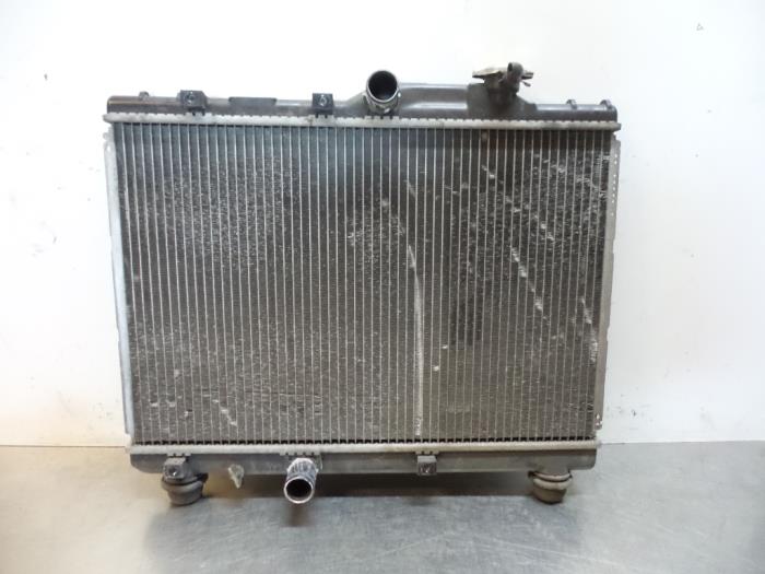 Gebruikte Radiateur Toyota Corolla (E11) 1.3 16V Prijs € 25,00 Margeregeling aangeboden door Autodemontagebedrijf Otte