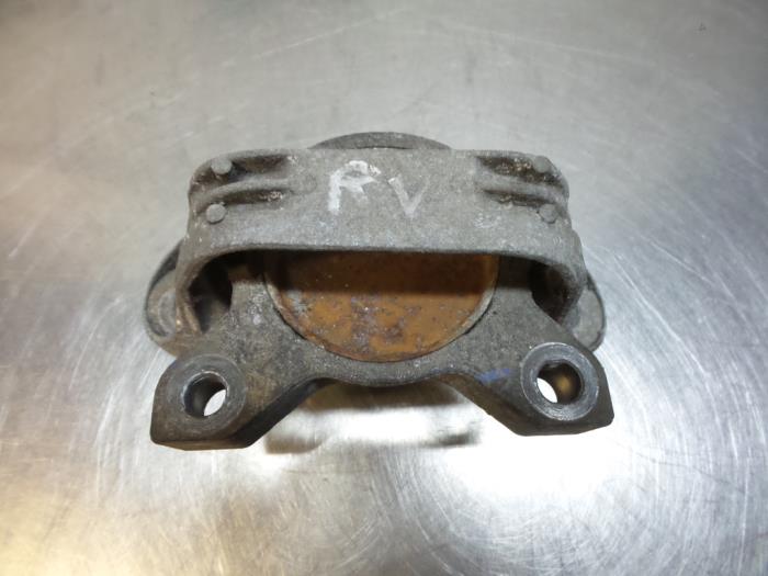 Gebruikte Motorrubber Ford Transit Connect 1.8 Tddi Prijs € 10,00 Margeregeling aangeboden door Autodemontagebedrijf Otte